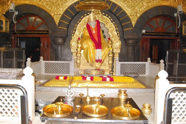 Shirdi Weekend Tour Packages | call 9899567825 Avail 50% Off